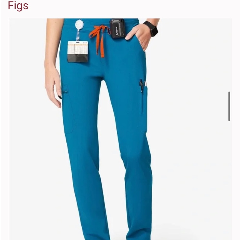 Figs Yola Alps blue size XS Petite